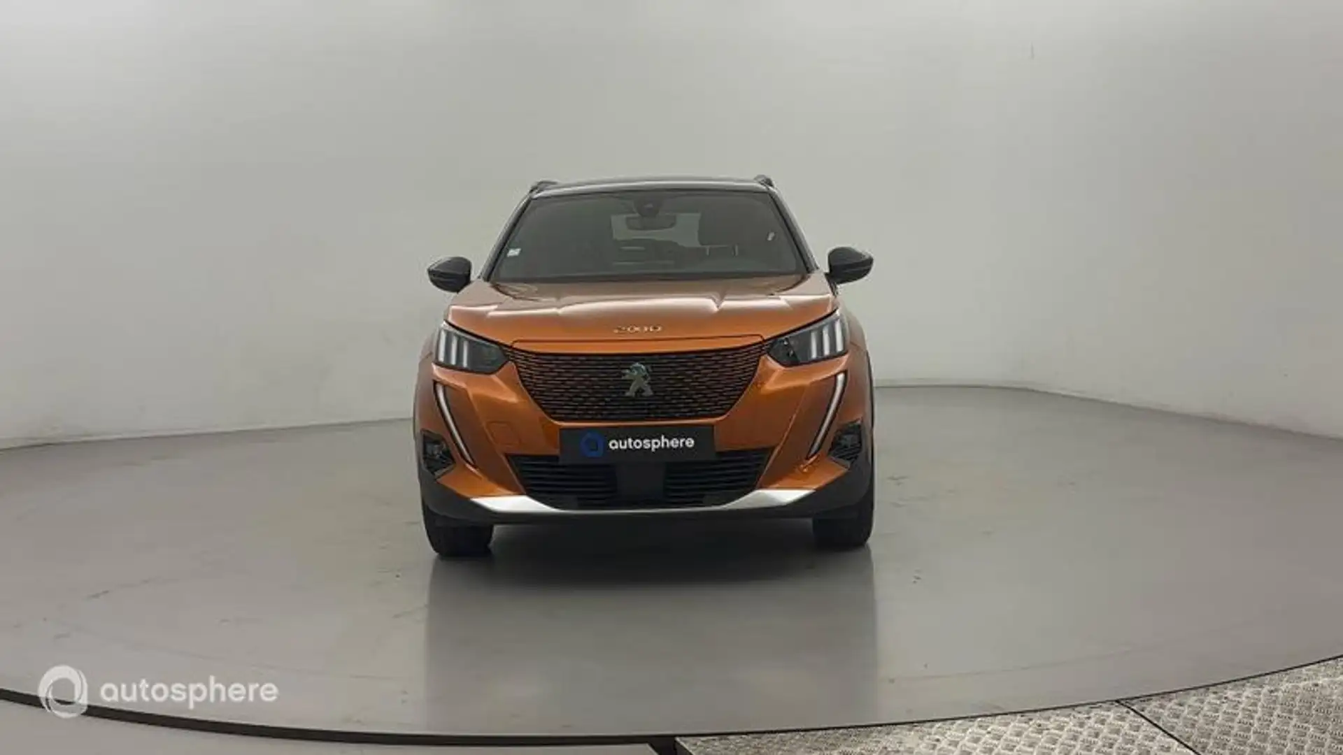 Peugeot 2008 e-2008 136ch GT - 2