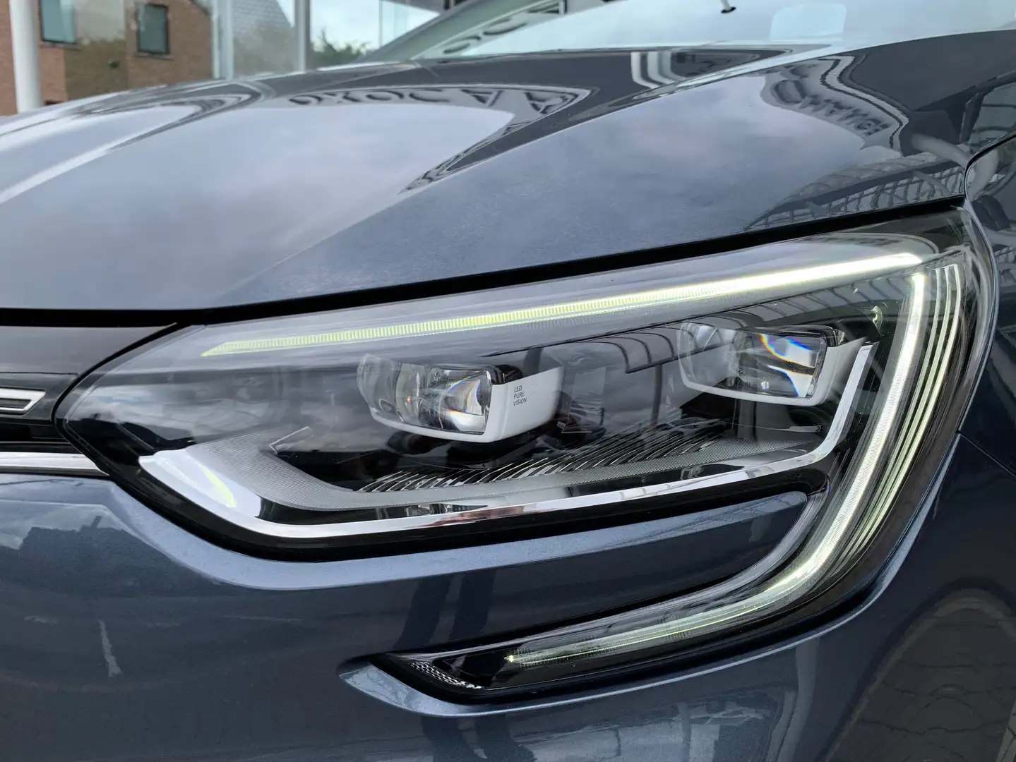 Renault Megane SW 1.5DCI/ Bose Edition/ Grand Ecran/FULL OPTIONS Grau - 2