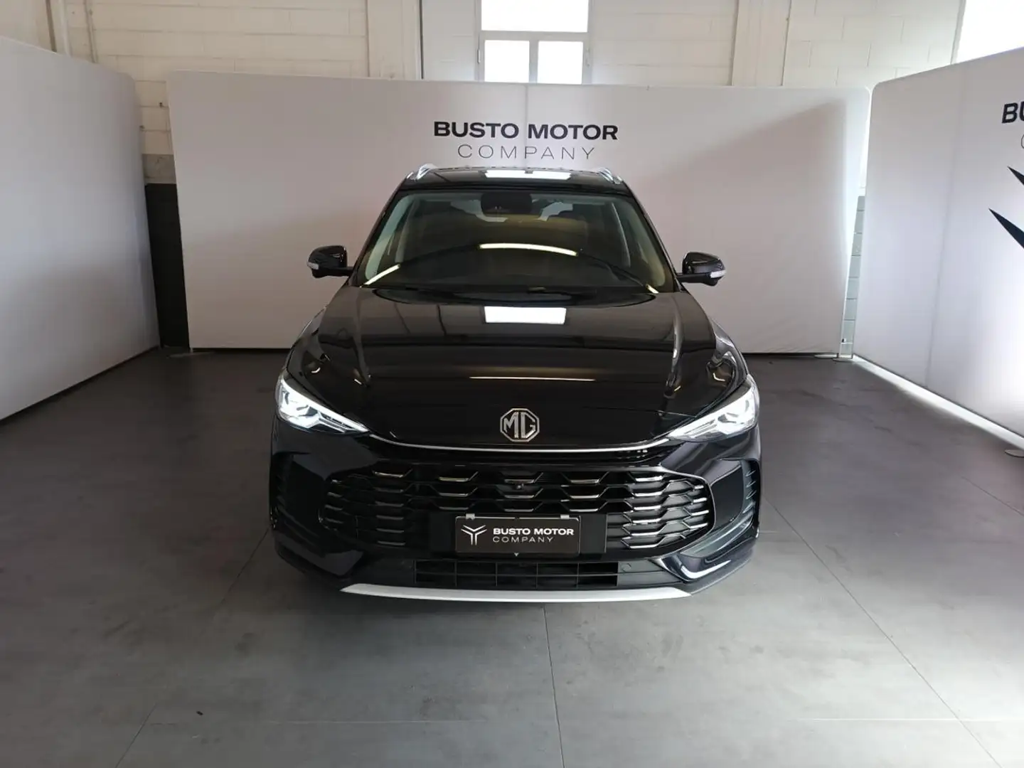 MG ZS 1.5 Comfort NUOVA Schwarz - 2