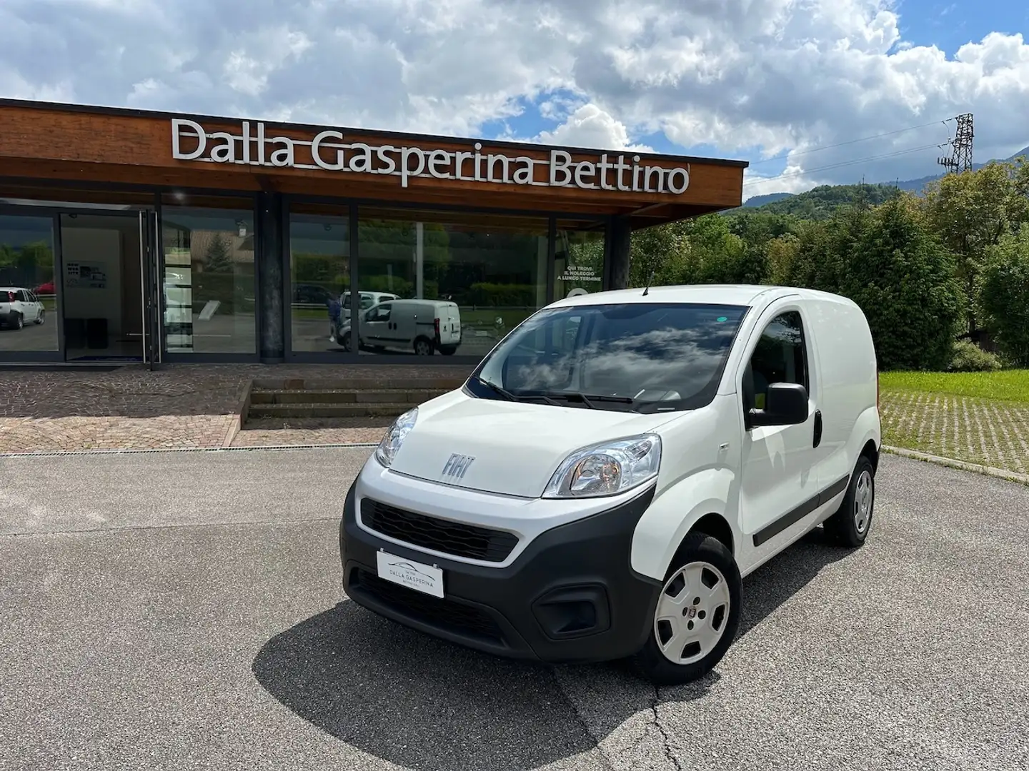 Fiat Fiorino 1.3 Multijet 95cv E6d-Temp Final sx Blanc - 1