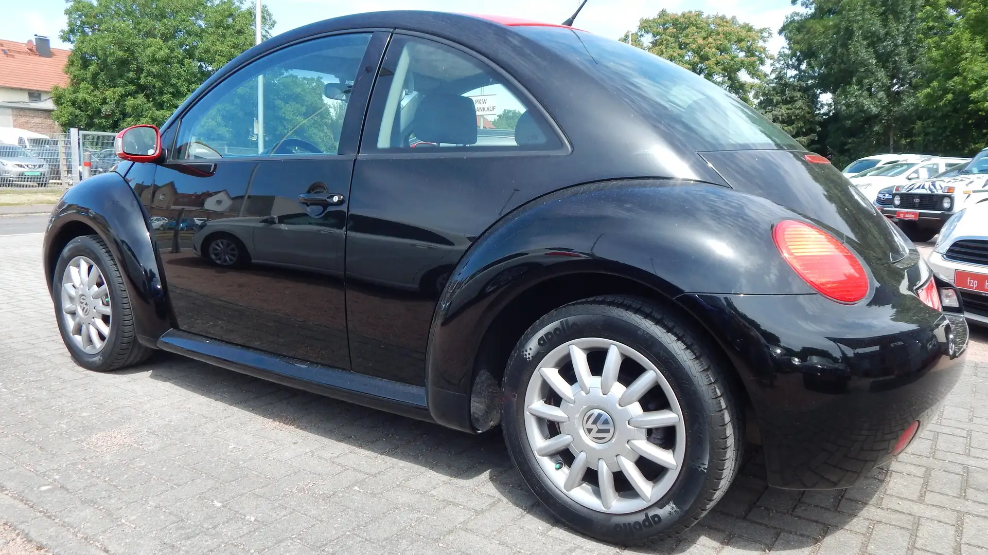 Volkswagen New Beetle 1.4 Miami Noir - 2