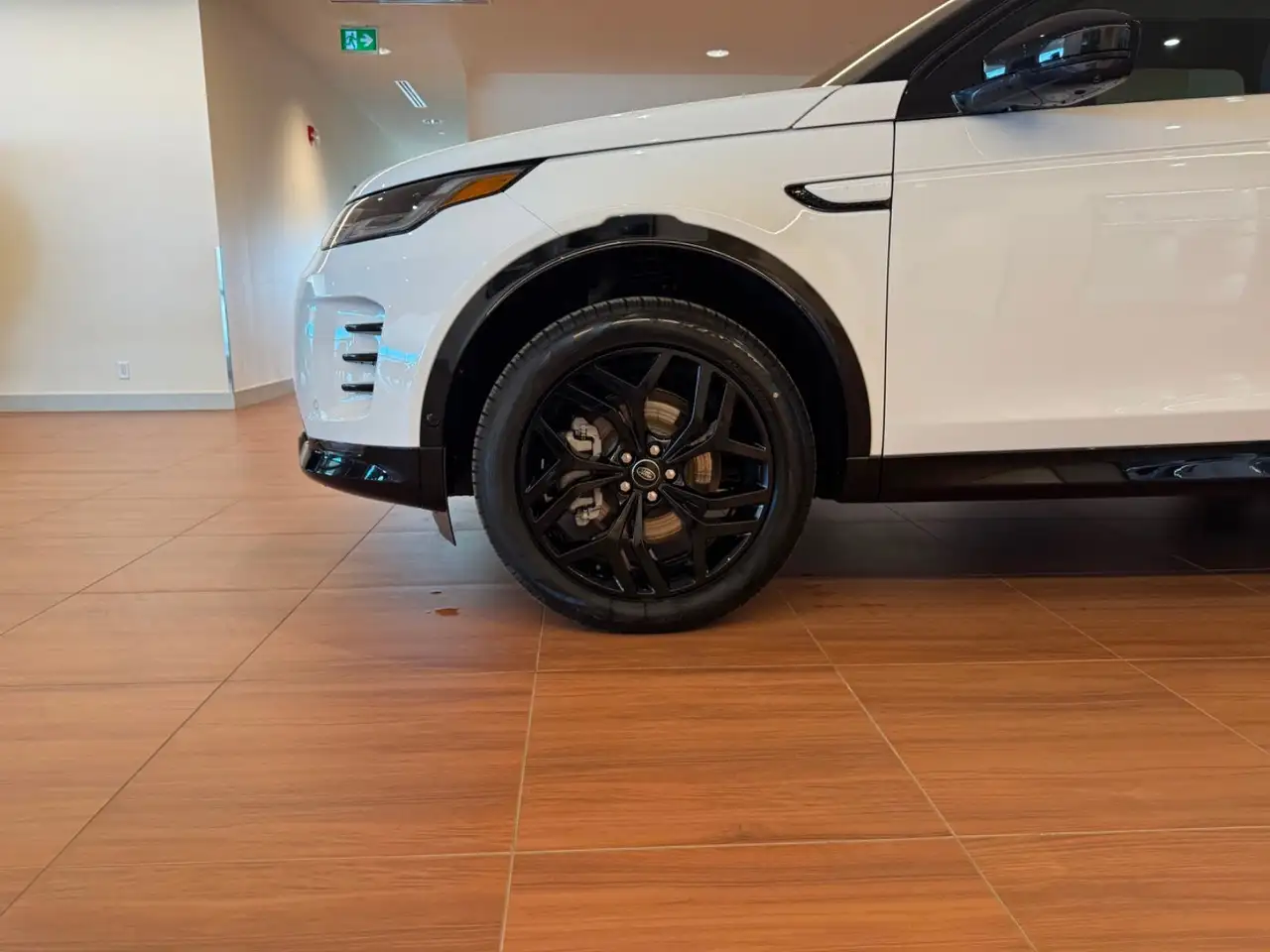 Land Rover Discovery Sport снимка Land Rover Discovery Sport