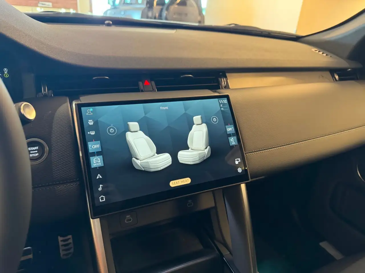 Land Rover Discovery Sport снимка Land Rover Discovery Sport
