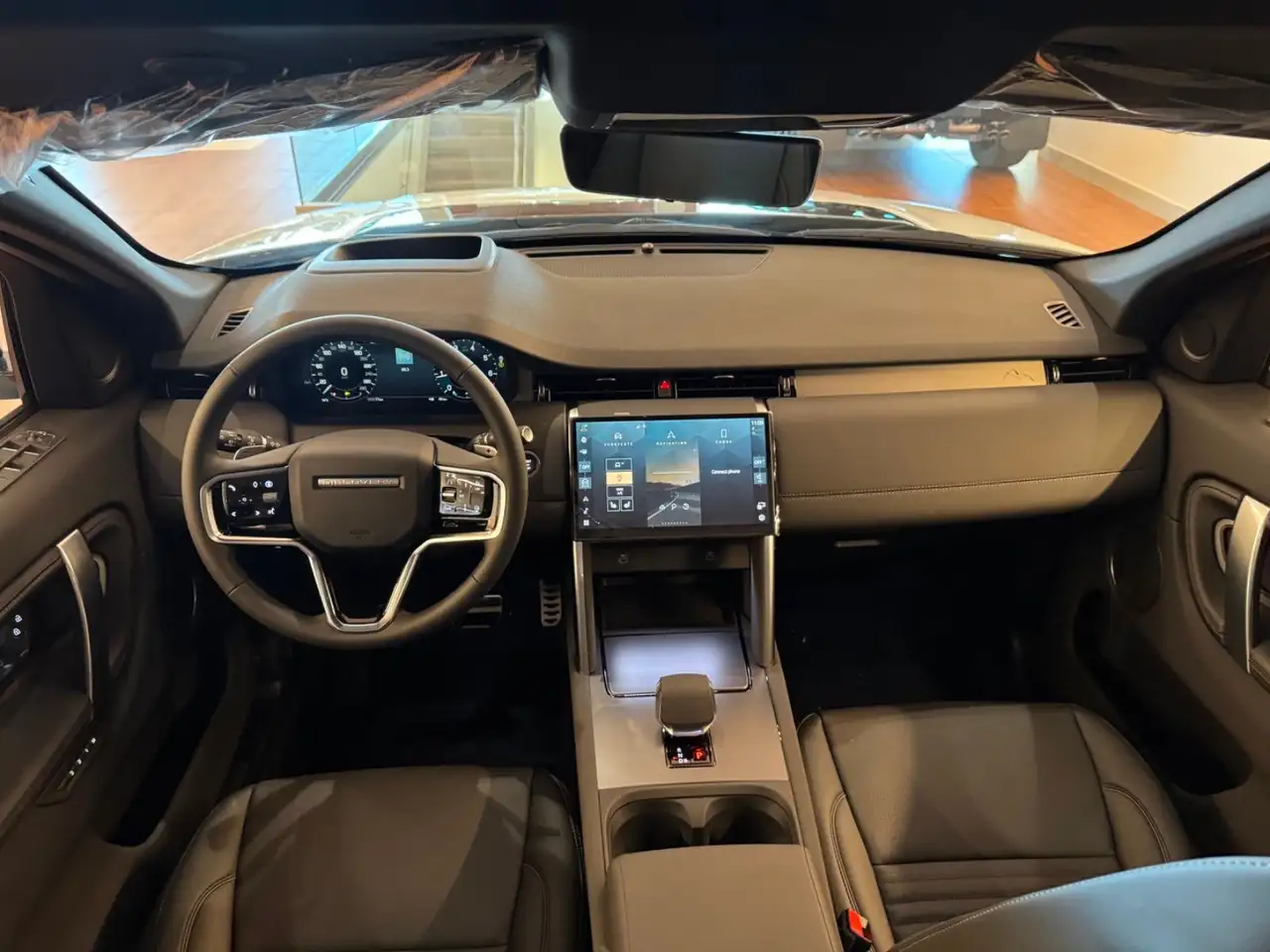 Land Rover Discovery Sport снимка Land Rover Discovery Sport