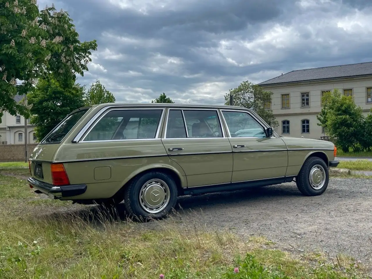 Mercedes-Benz 200 T, 2.Hand, Zustand 1, vollst. Dokumentiert, foto 8