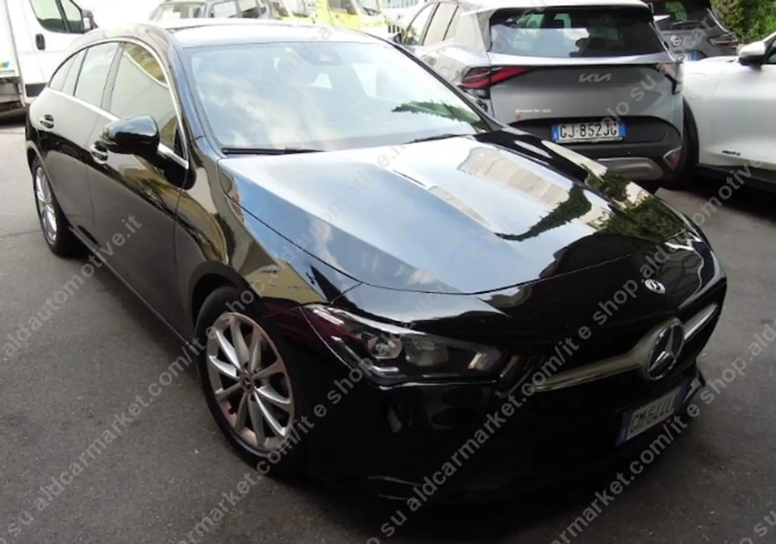 Mercedes-Benz CLA 180 CLA X118 Automatic Shooting Brake d Executive Nero - 2