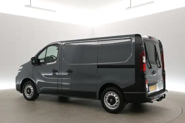 Nissan Primastar view 7