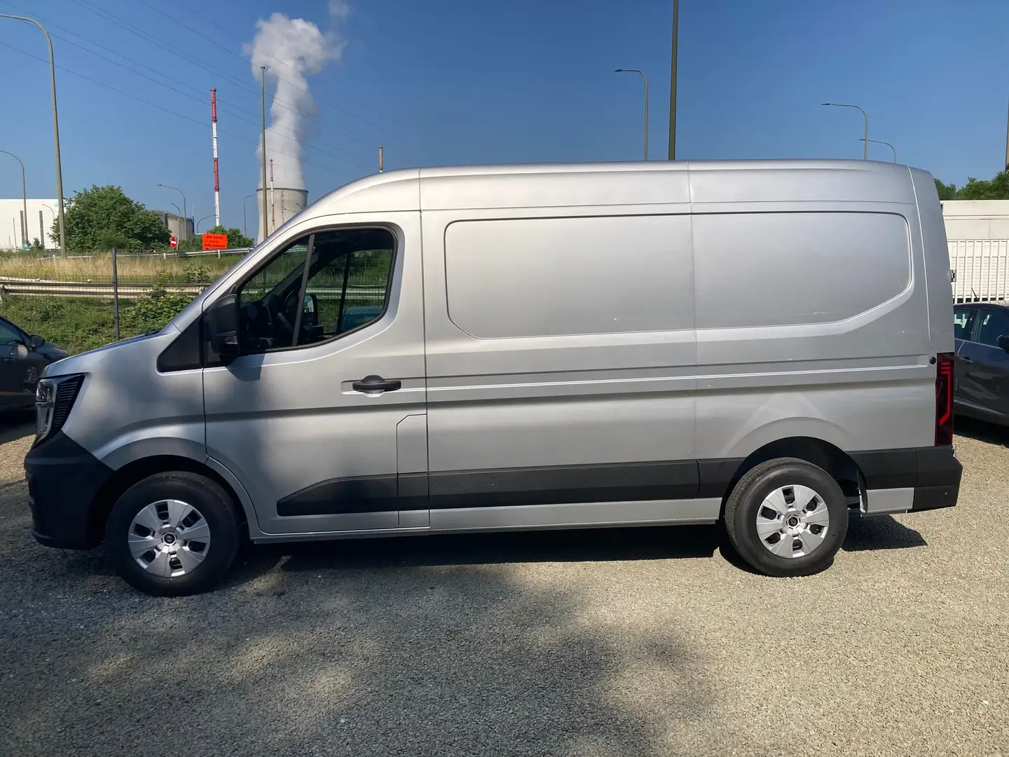Renault Master Fourgon  L2H2 Facelift 3.5T 2.0 BlueDCI 170  Extra Grijs - 2