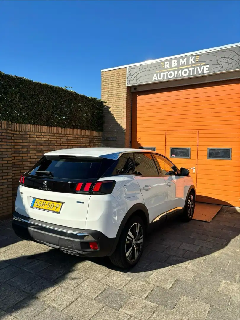 Peugeot 3008 1.2 PureTech Allure Bianco - 2