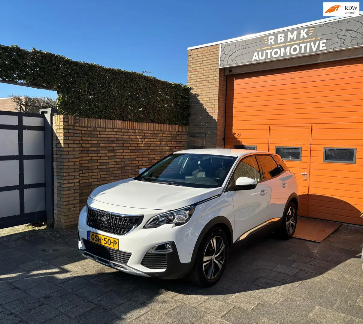 Peugeot 3008 1.2 PureTech Allure Bianco - 1