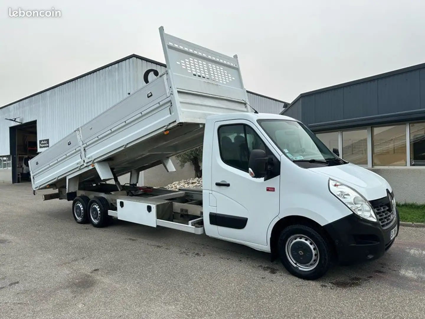 Renault Master 34990ht BENNE PLATEAU BASCULANT Blanc - 1