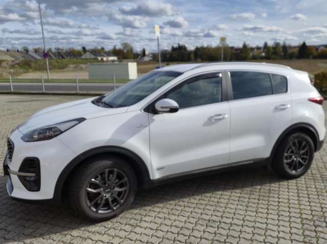 Imagine Kia Sportage AWD GT-Line Standheizung Wippen 360* AHK LED JBL