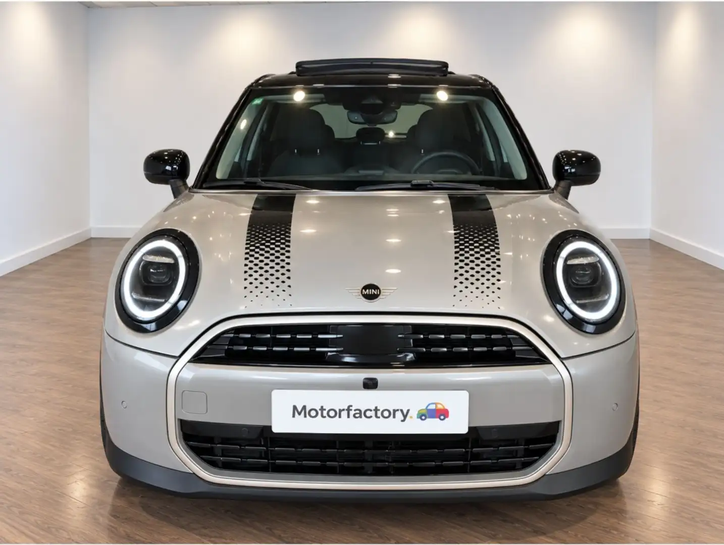 MINI Cooper 5 puertas C Classic Aut. Plateado - 2
