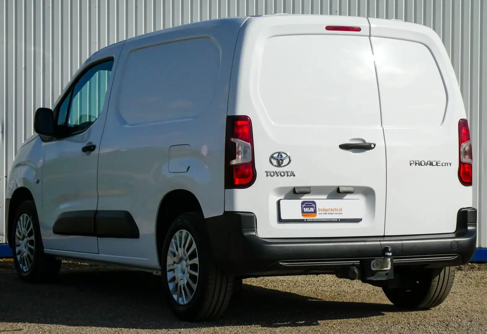 Toyota Proace City 1.5 D-4D Cool - 3 persoons Wit - 2