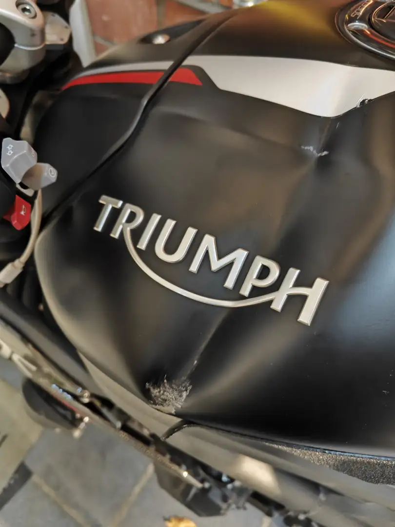 Triumph Street Triple RS Régulateur de vitesse, écran TFT, poignée chauffan Noir - 1