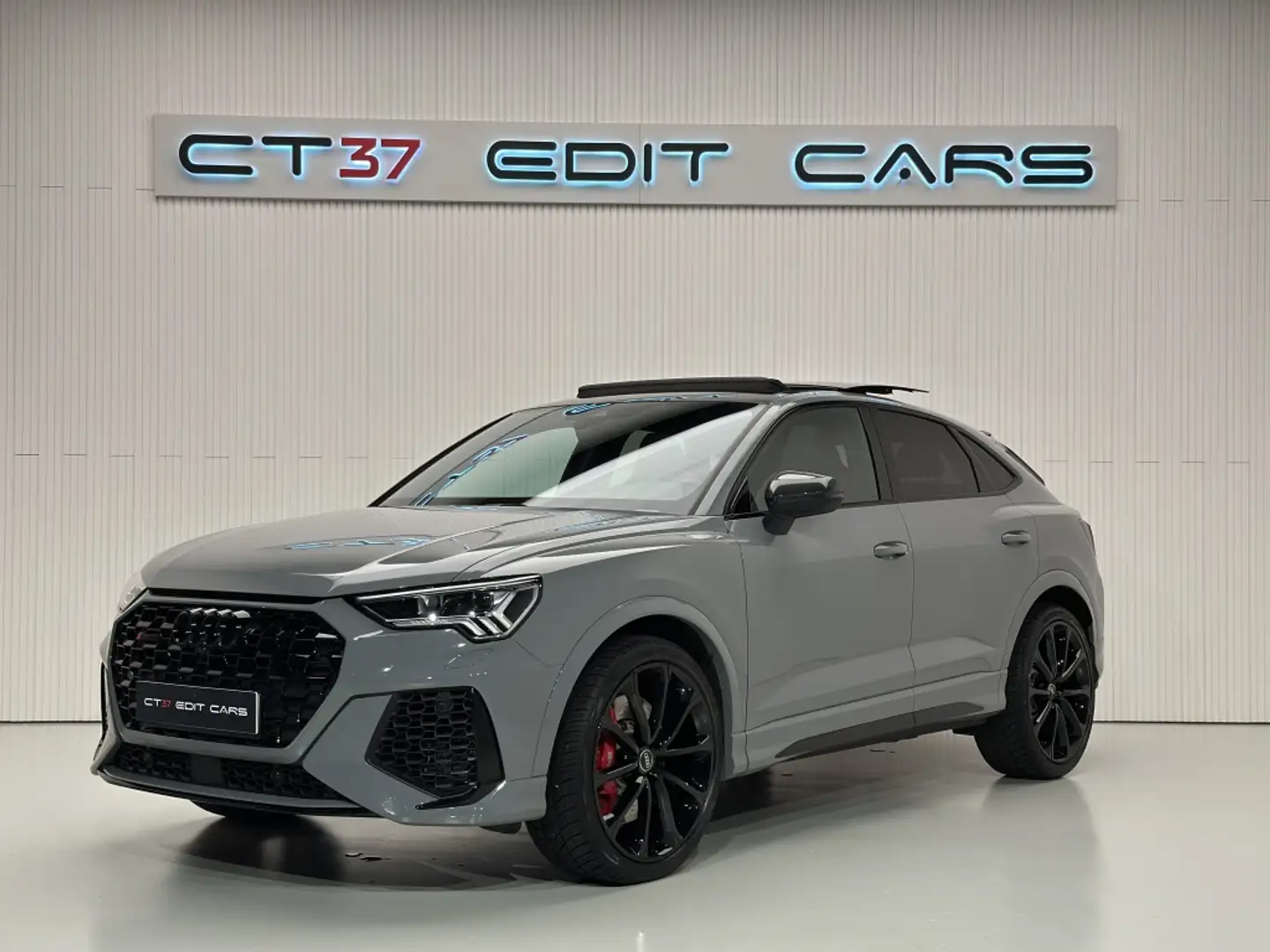 Audi RS Q3 Sportback 2.5 TFSI quattro S tronic Gris - 2