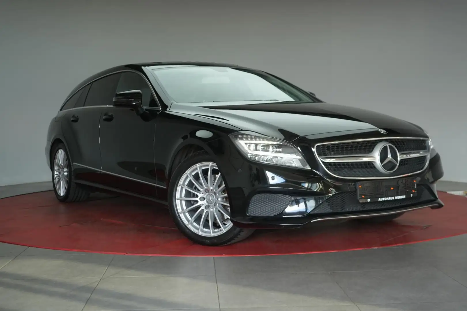 Mercedes-Benz CLS 350 d 9G-Tronic Navi/Temp/Kam Schwarz - 1