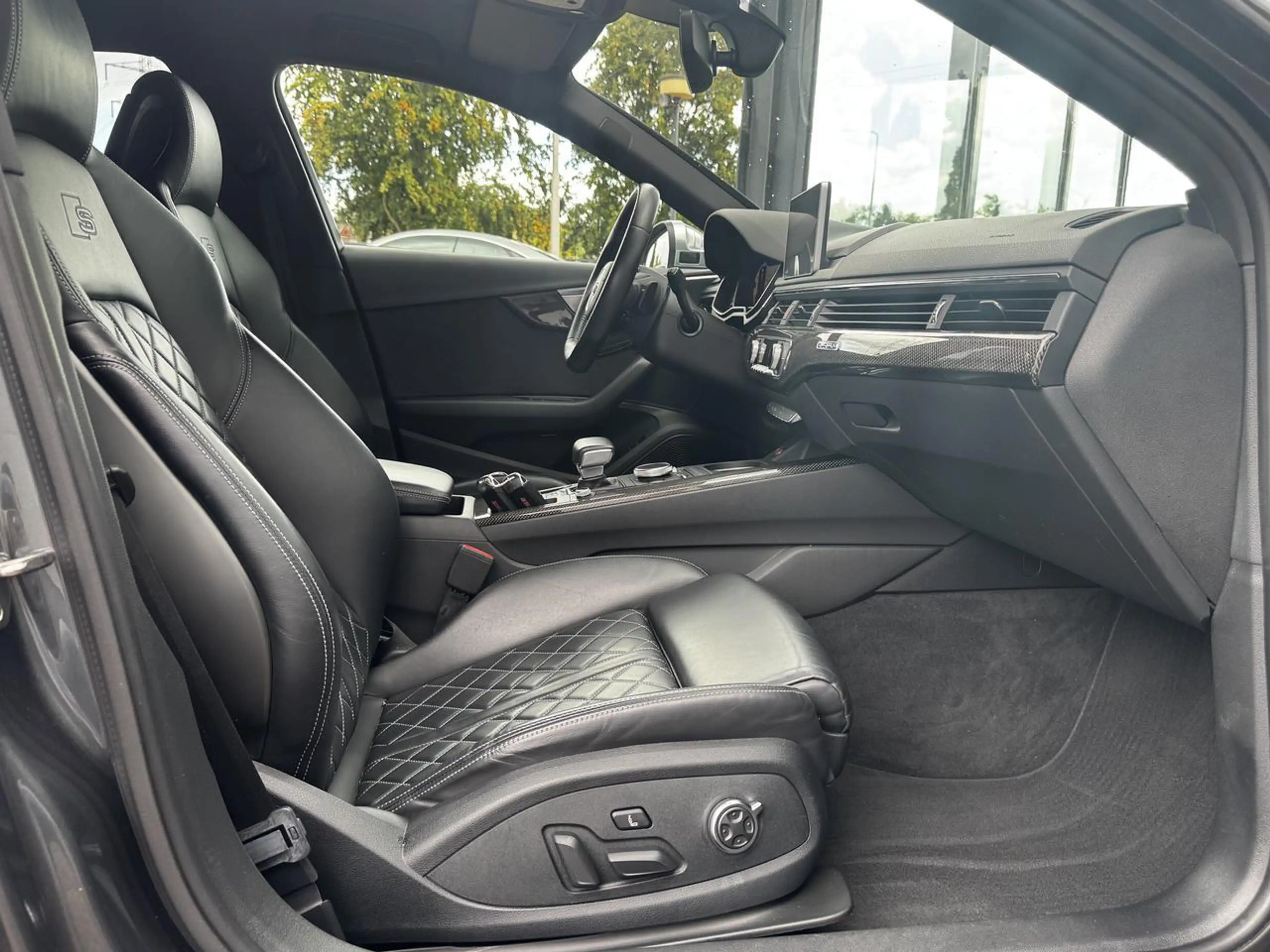 Audi S4 AVANT 3.0TFSI | 260KW | QUATTRO | MASSAGE STOELEN — photo 29
