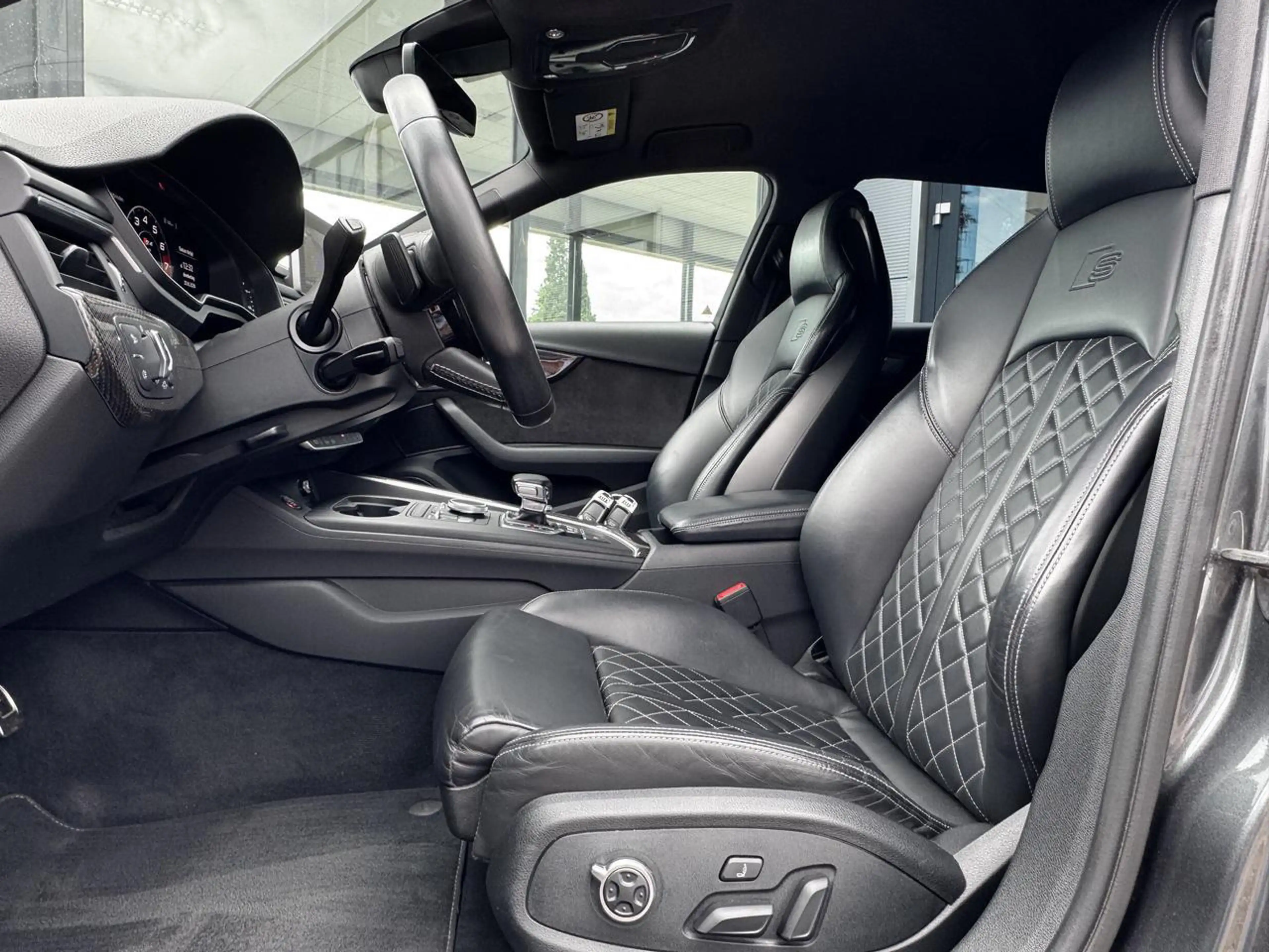 Audi S4 AVANT 3.0TFSI | 260KW | QUATTRO | MASSAGE STOELEN — photo 5
