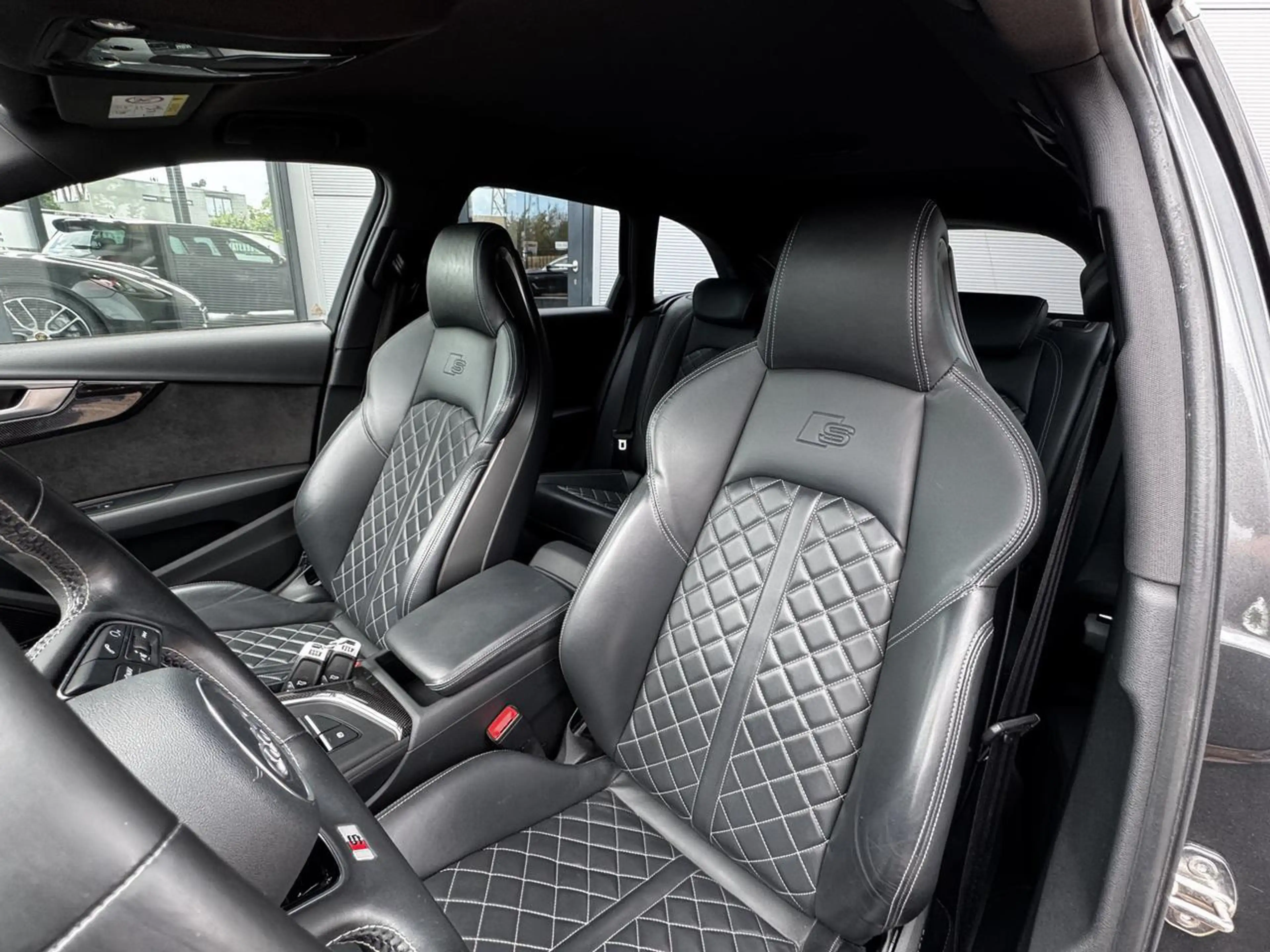 Audi S4 AVANT 3.0TFSI | 260KW | QUATTRO | MASSAGE STOELEN — photo 6