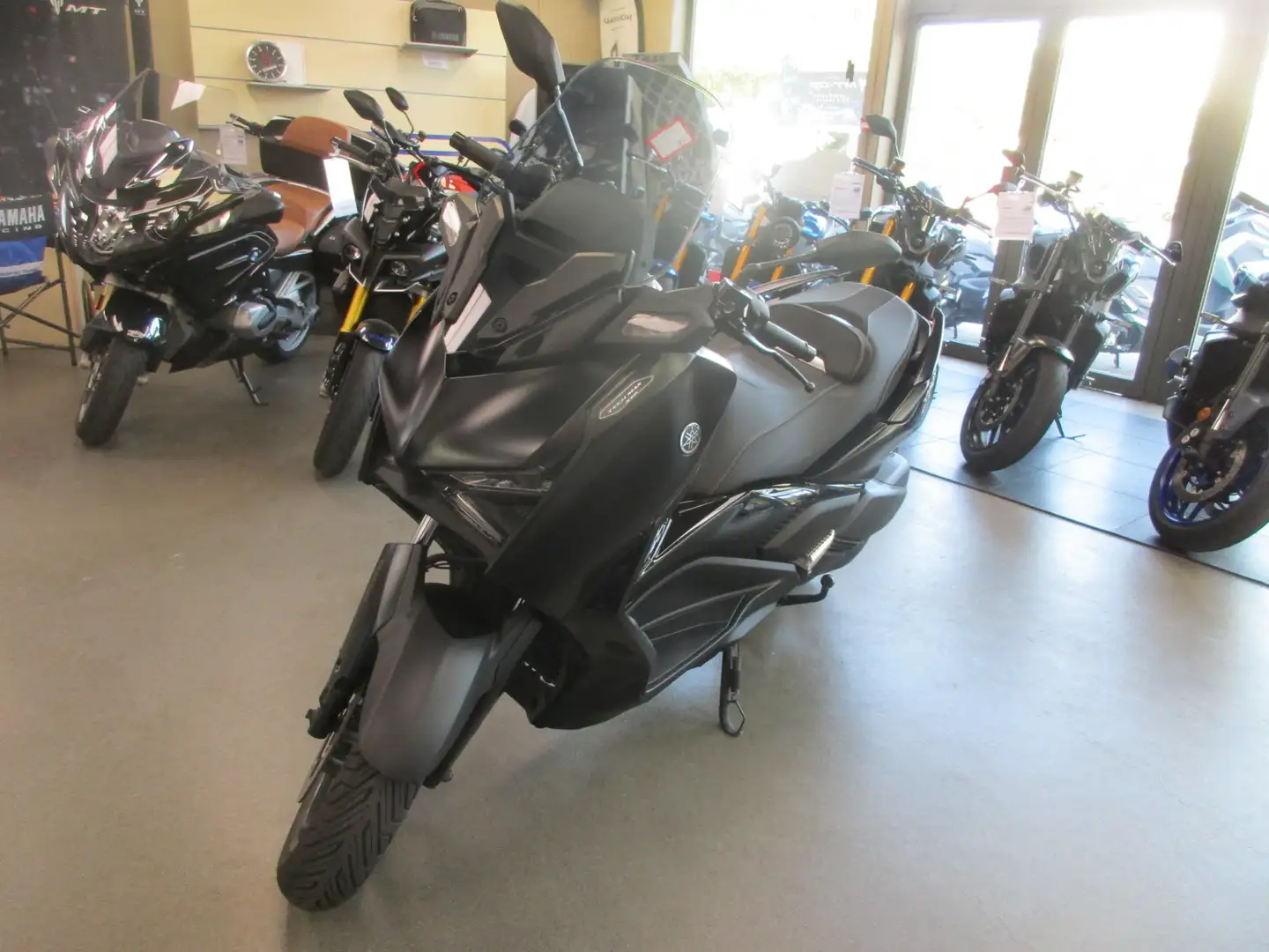 Yamaha X-Max 300 Noir - 2