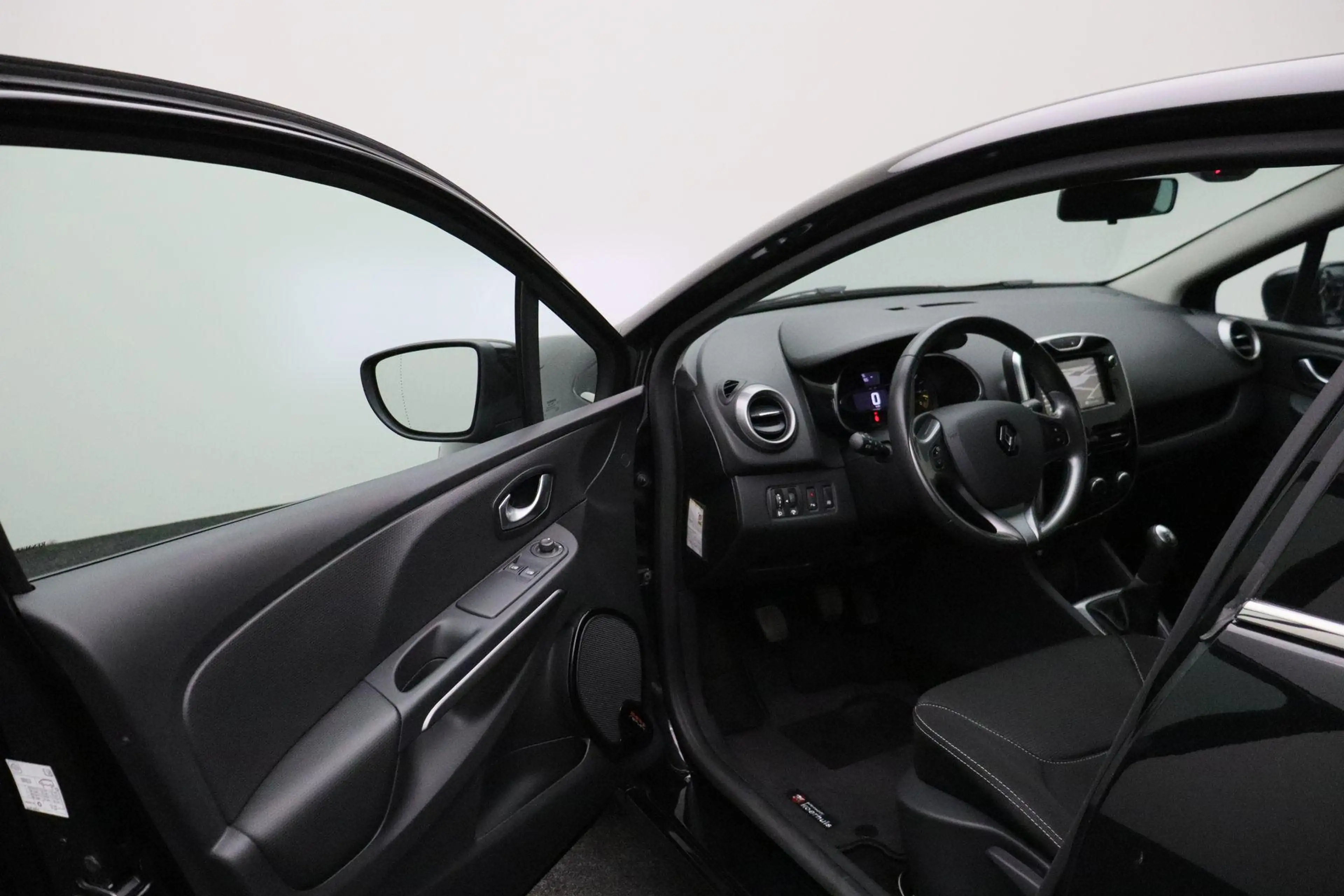 Renault Clio 0.9 TCe ECO Night&Day 2015 | Goed Onderhouden | Na — photo 4