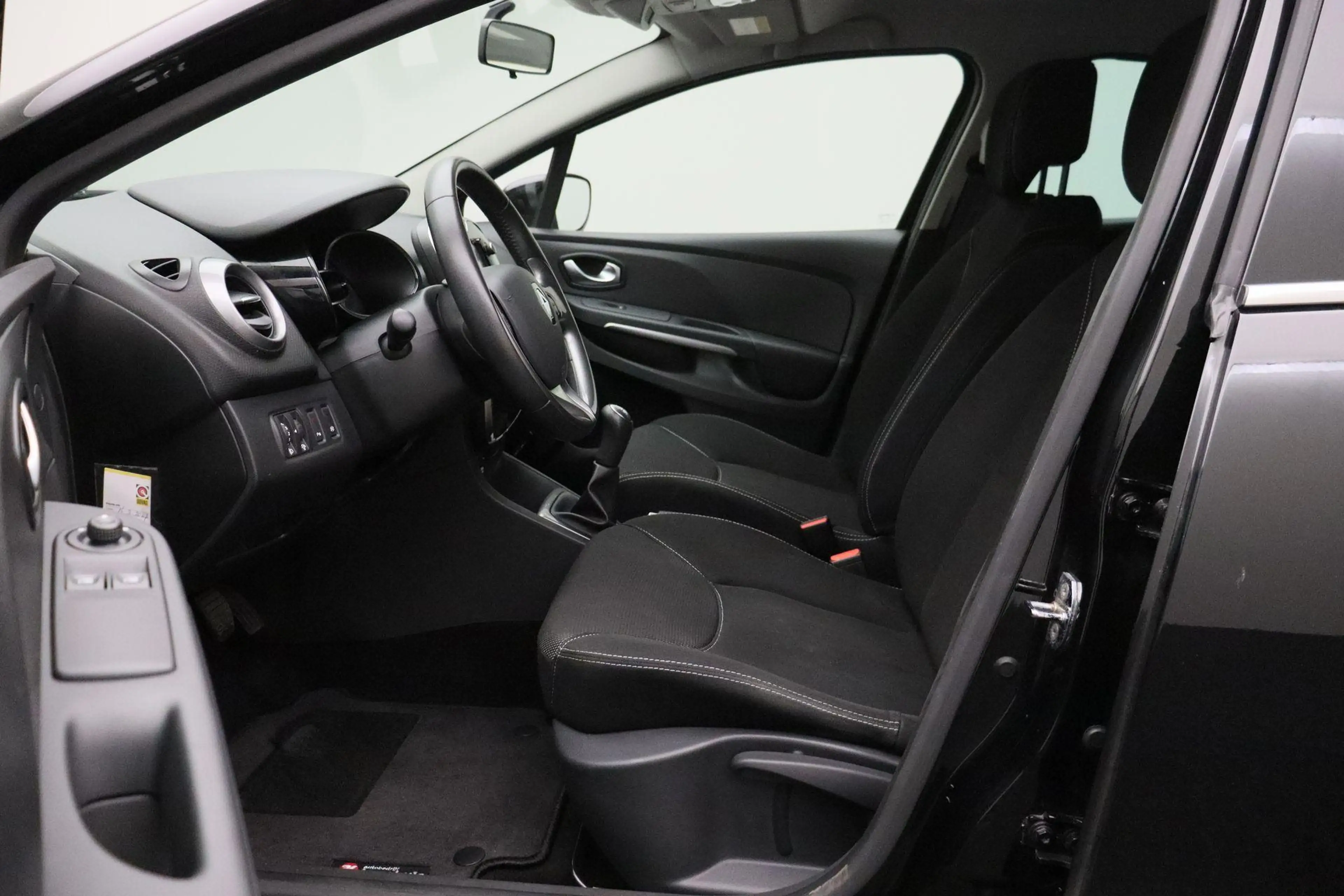 Renault Clio 0.9 TCe ECO Night&Day 2015 | Goed Onderhouden | Na — photo 5