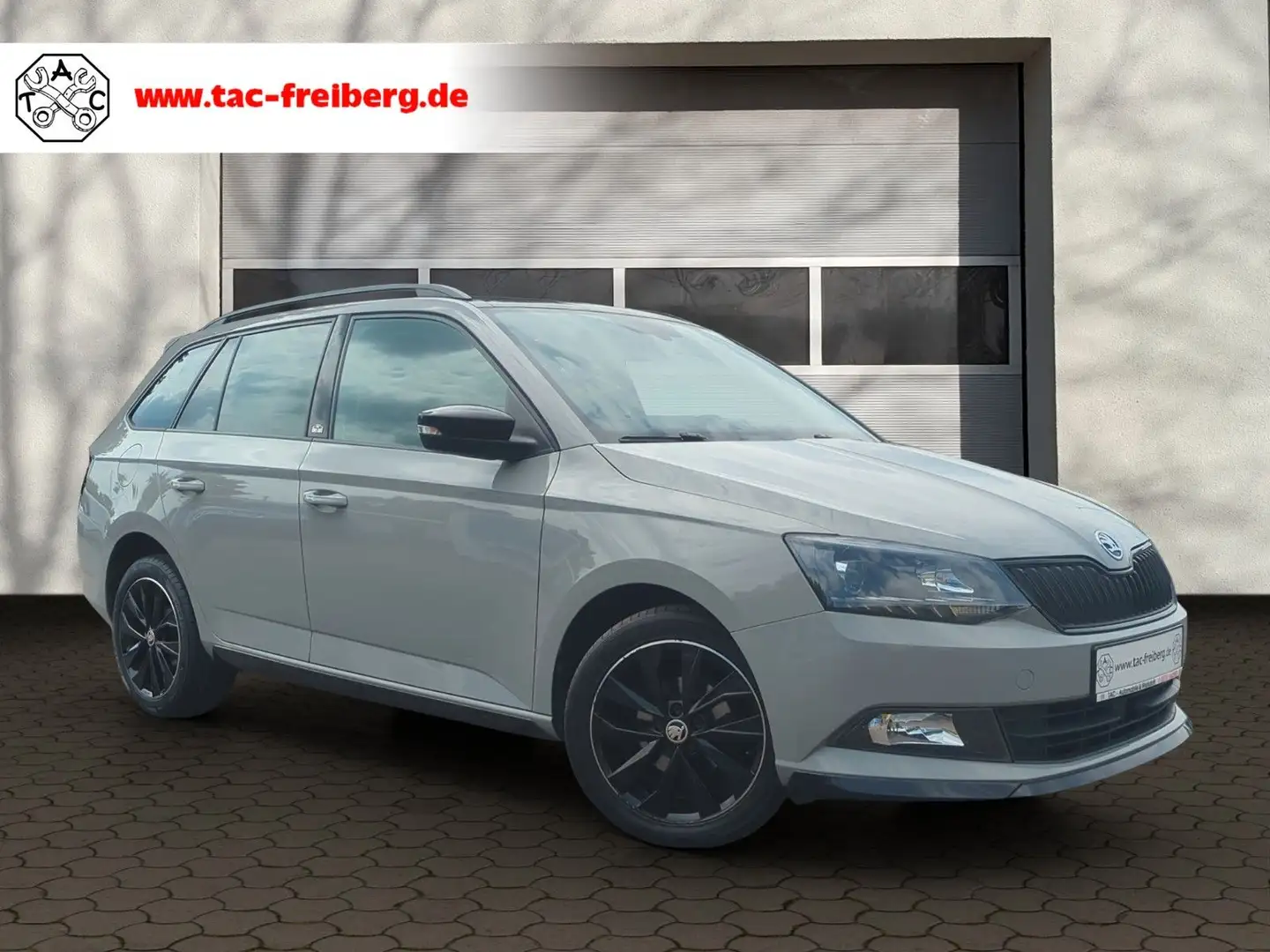 Skoda Fabia Combi Monte Carlo#SHZ#Pano Grau - 1