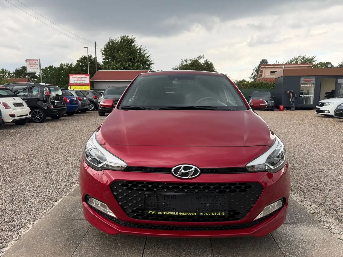 Hyundai i20 blue Style Sportsitze Sportpake Sport Lenkra Rood - 2