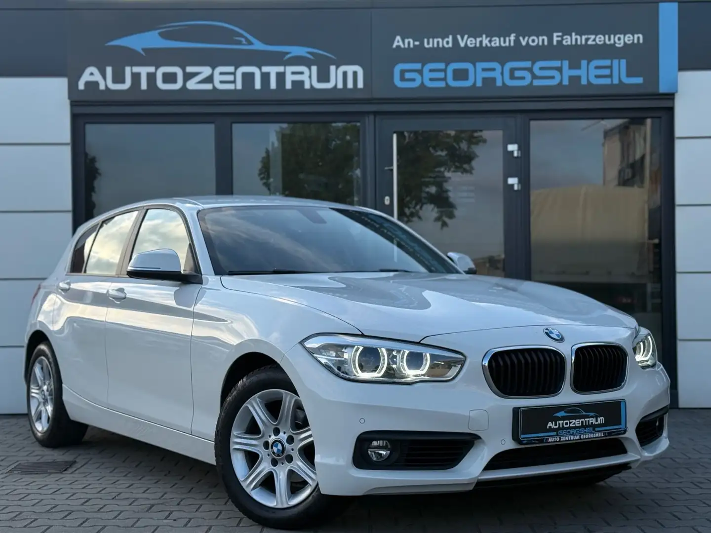 BMW 118 d Advantage-Adaptive-LED-Automatik-Navi Blanc - 1