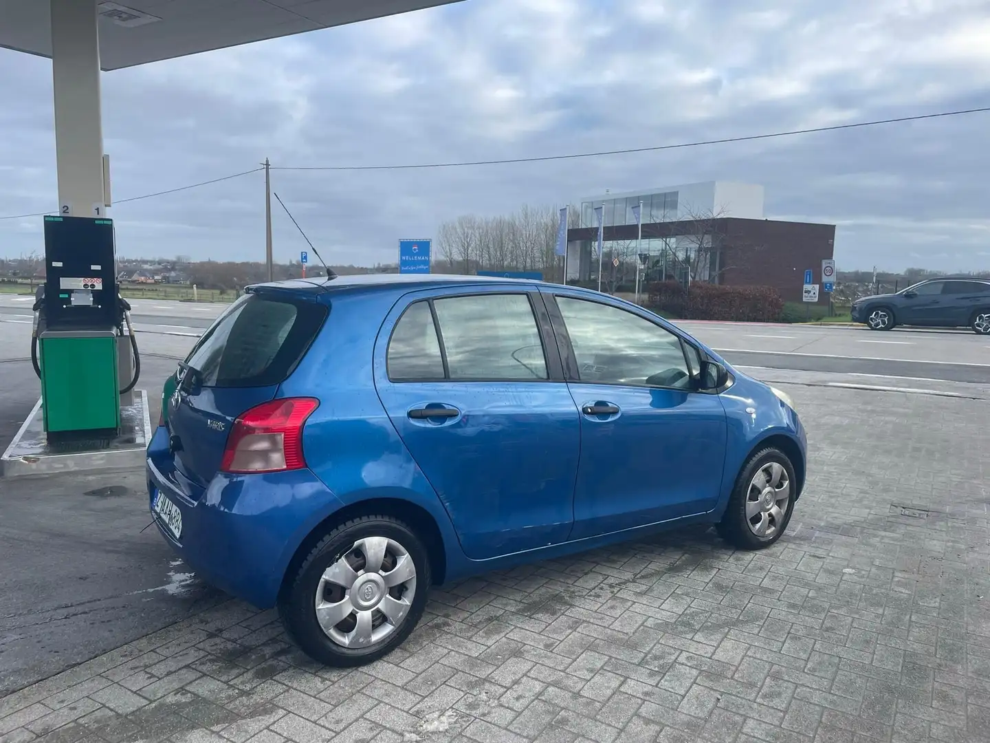 Toyota Yaris 1.3i VVT-i 16v Luna MMT - 2
