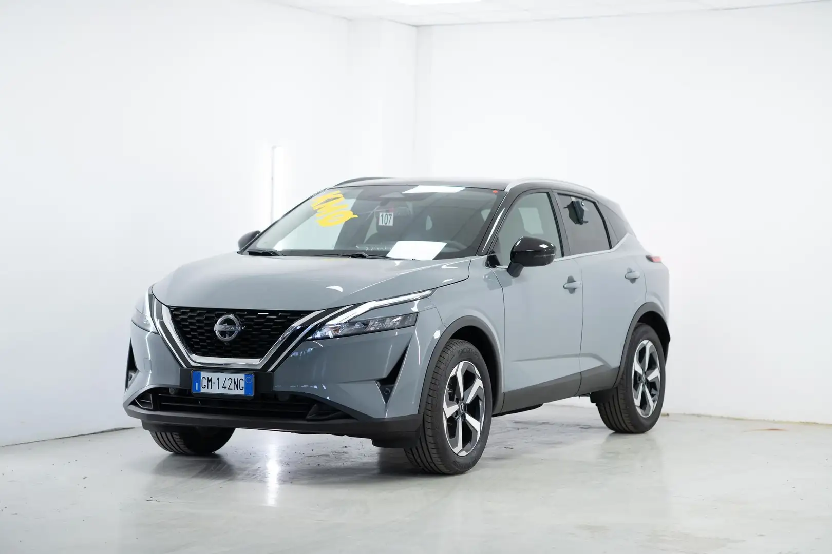 Nissan Qashqai MHEV 140 CV N-Connecta Gris - 1