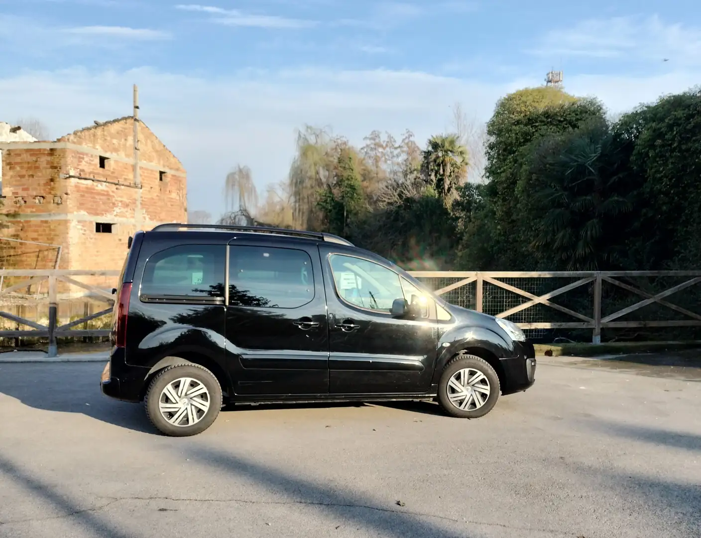 Citroen Berlingo Berlingo Multispace 1.6 hdi Xtr c/esp 115cv Nero - 2