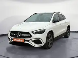 Mercedes-Benz GLA 220 4 MATIC AMG LED*TEMPOMAT*PANORAMA*NAVI