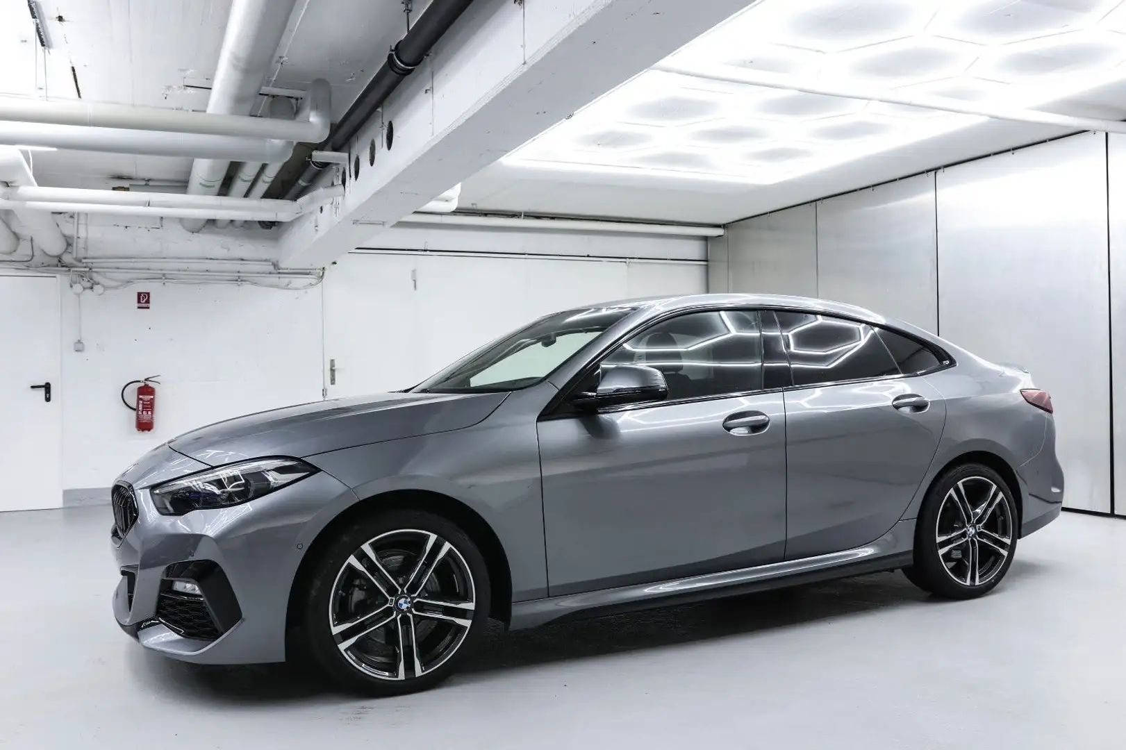BMW 218 Gran Coupe 218 i M Sport Grau - 2