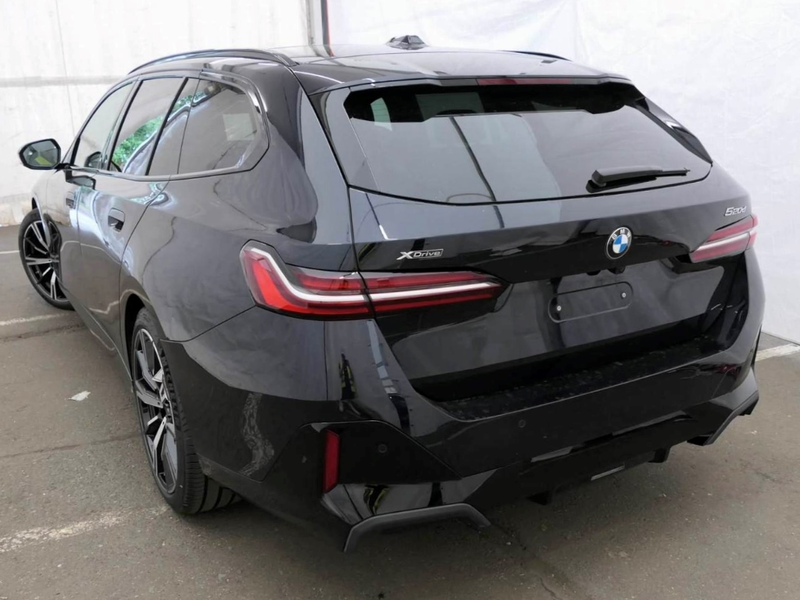 BMW 520 d xDrive Tour. M Sport 20'' AHK Pano StandHz Klima — photo 2