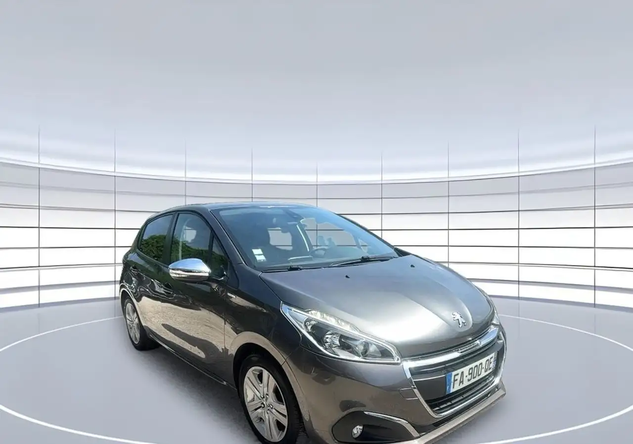 Peugeot 208 Puretech 82 6.c ALLURE