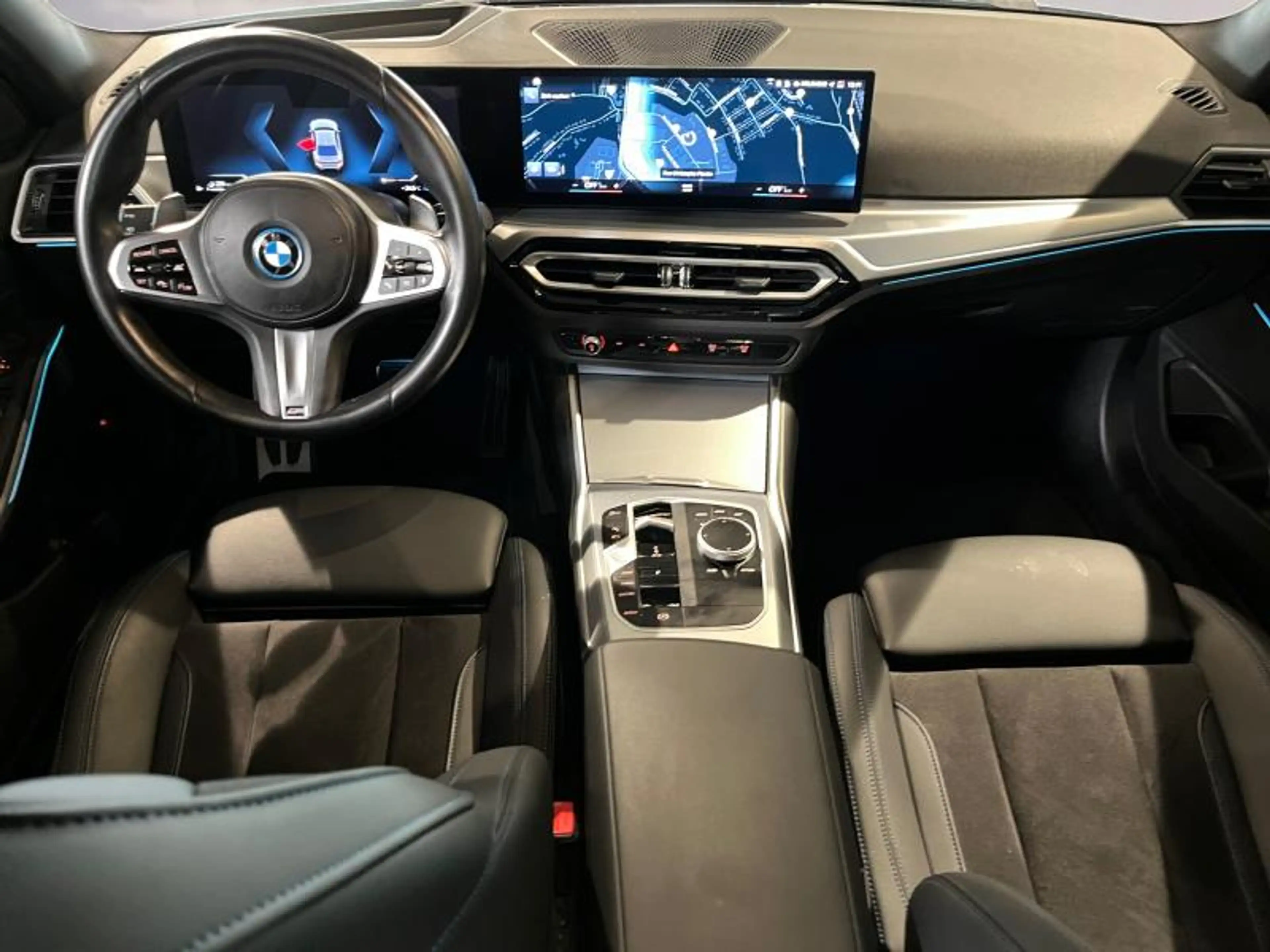 BMW 330 330e xDrive M Sport Berline — photo 8