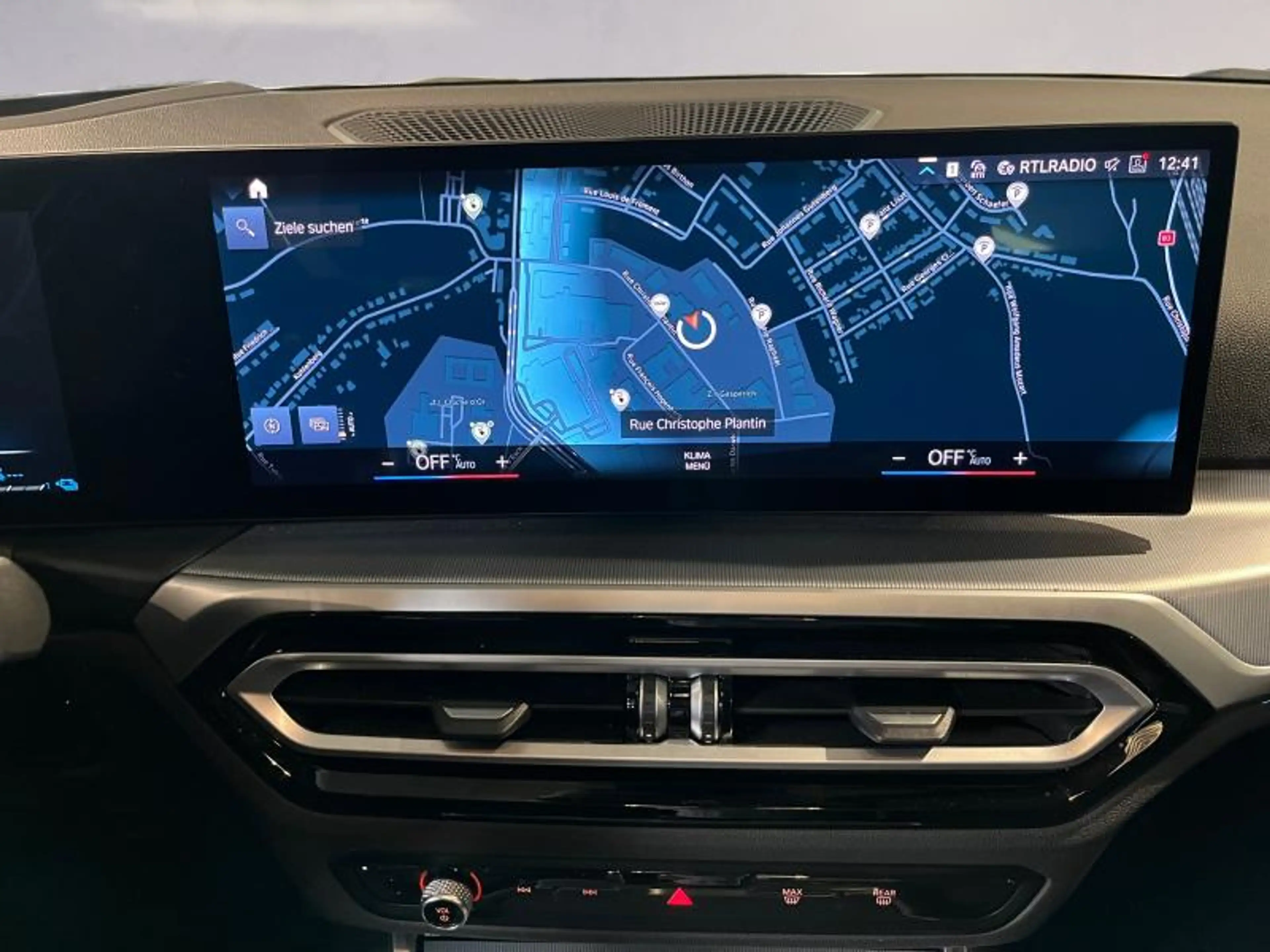 BMW 330 330e xDrive M Sport Berline — photo 11