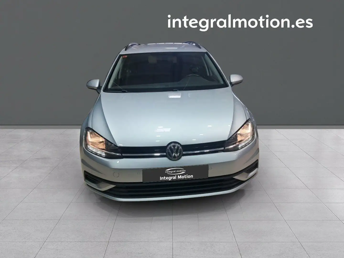 Volkswagen Golf Variant 1.6TDI Advance Gris - 2