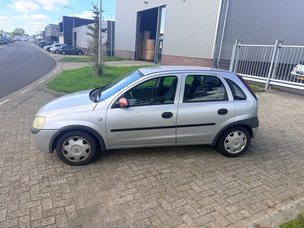 Opel Corsa 1.2-16V Comfort, foto 5