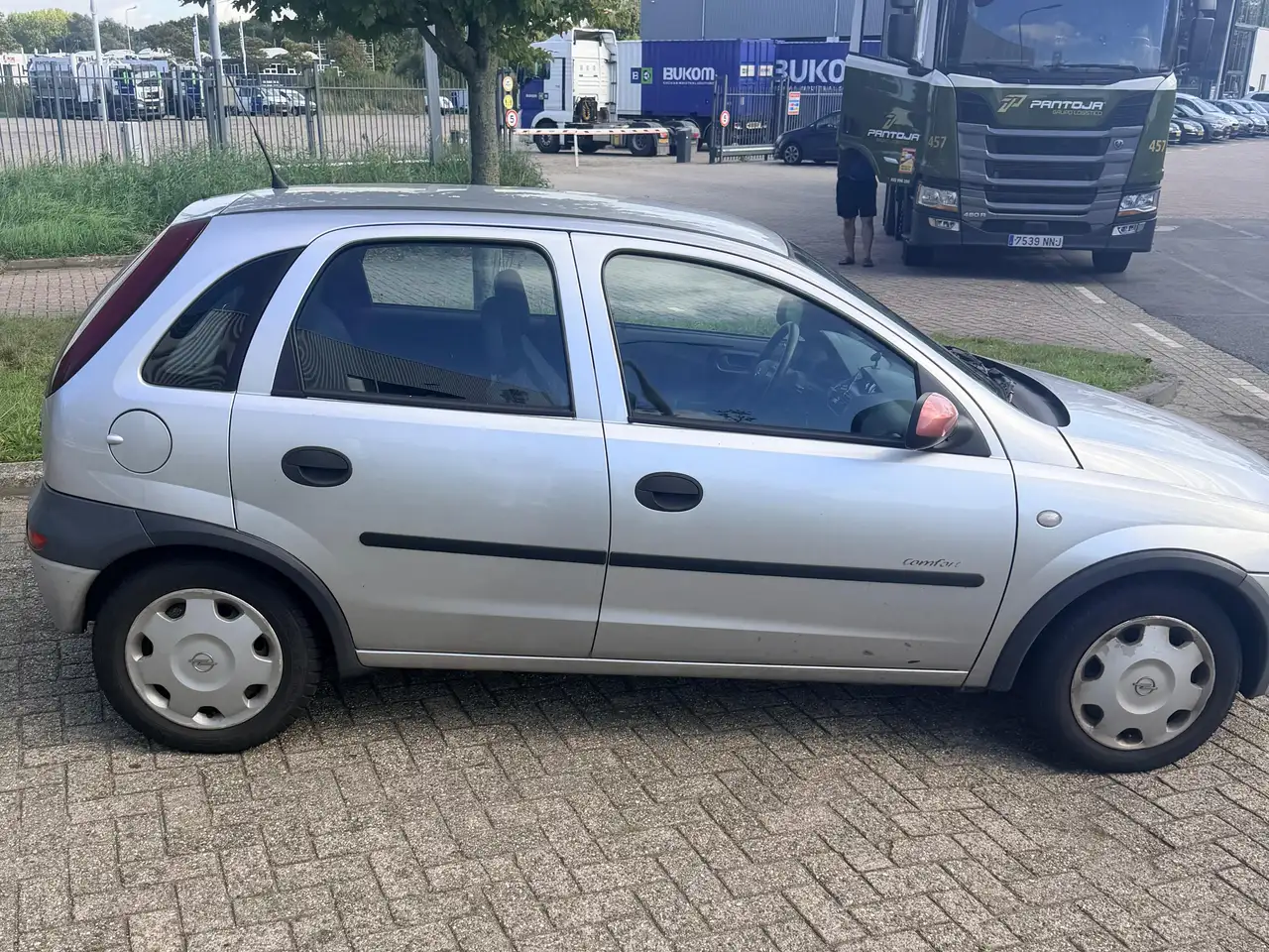 Opel Corsa 1.2-16V Comfort, foto 9