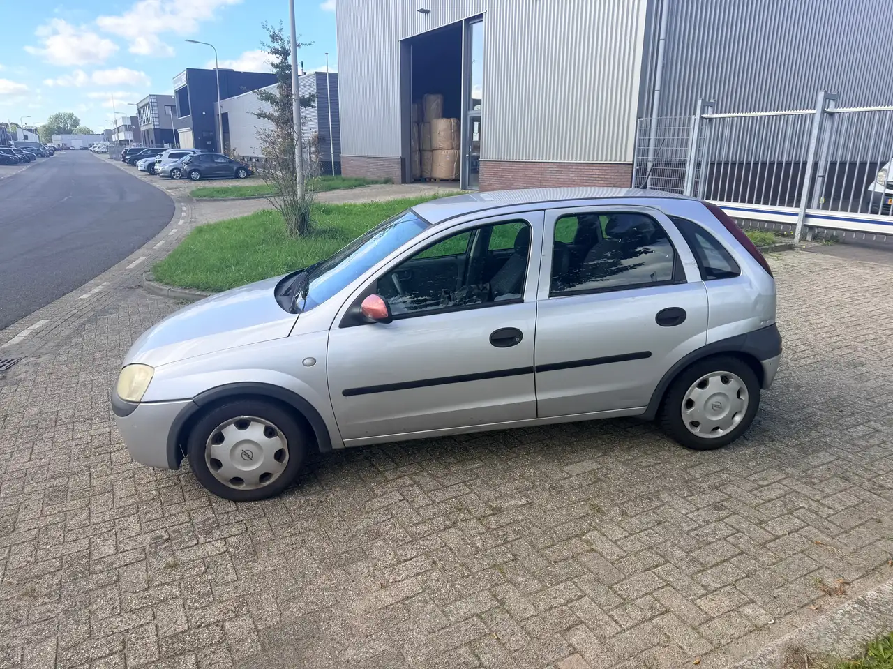 Opel Corsa 1.2-16V Comfort, foto 6