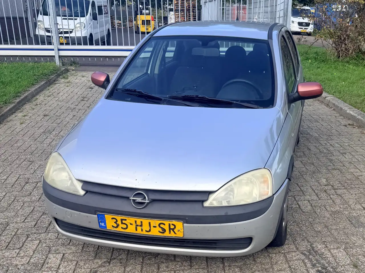 Opel Corsa 1.2-16V Comfort, foto 3