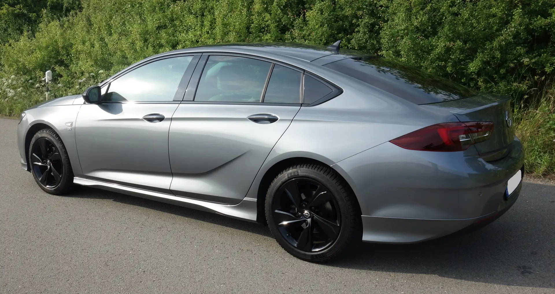 Opel Insignia Grand Sport 1.5 Exclusive Innovation, OPC Line etc Grau - 2