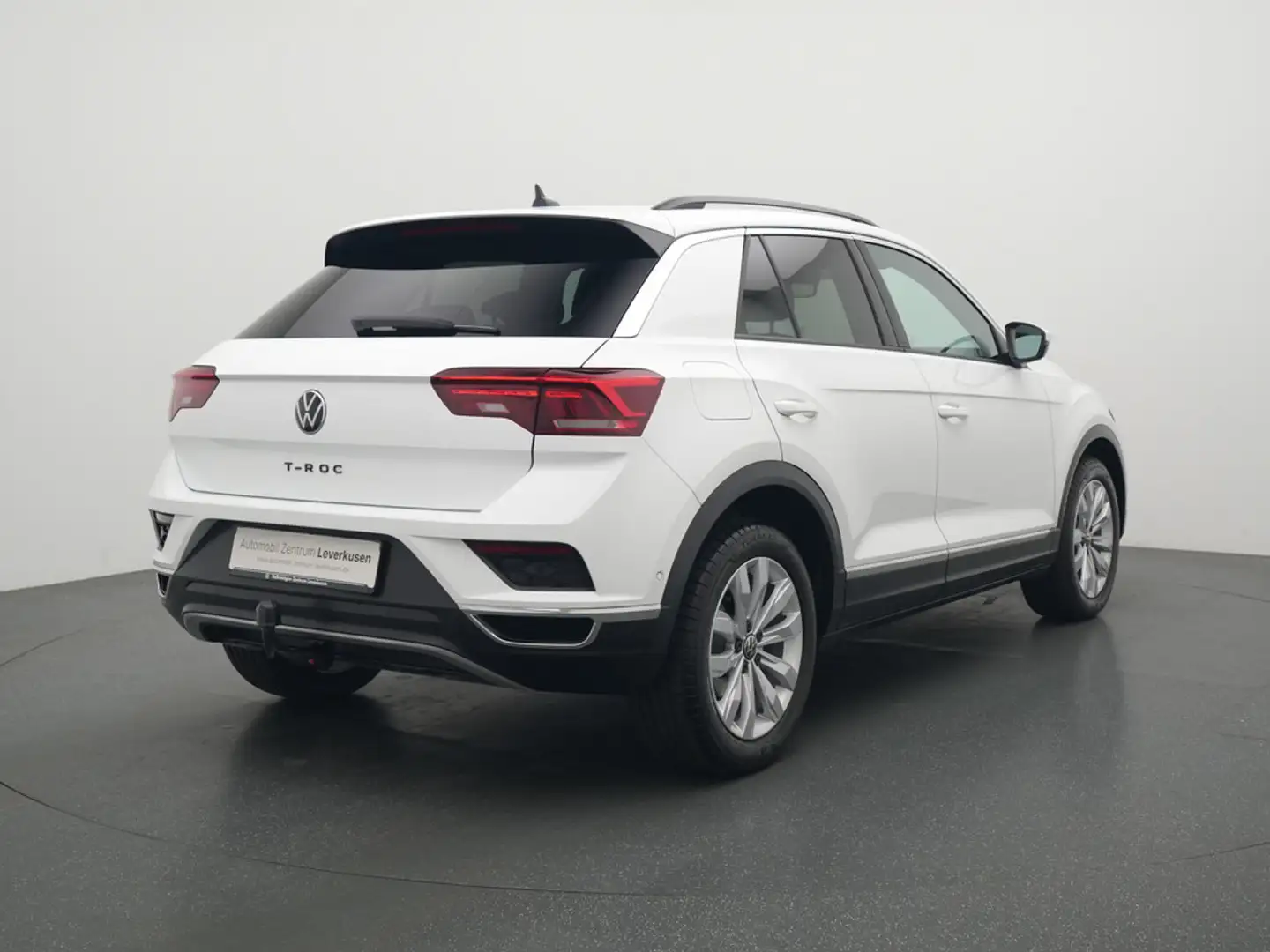 Volkswagen T-Roc DSG KAM AHK ACC LED SHZ KAM CARPLAY VIRT Schwarz - 2