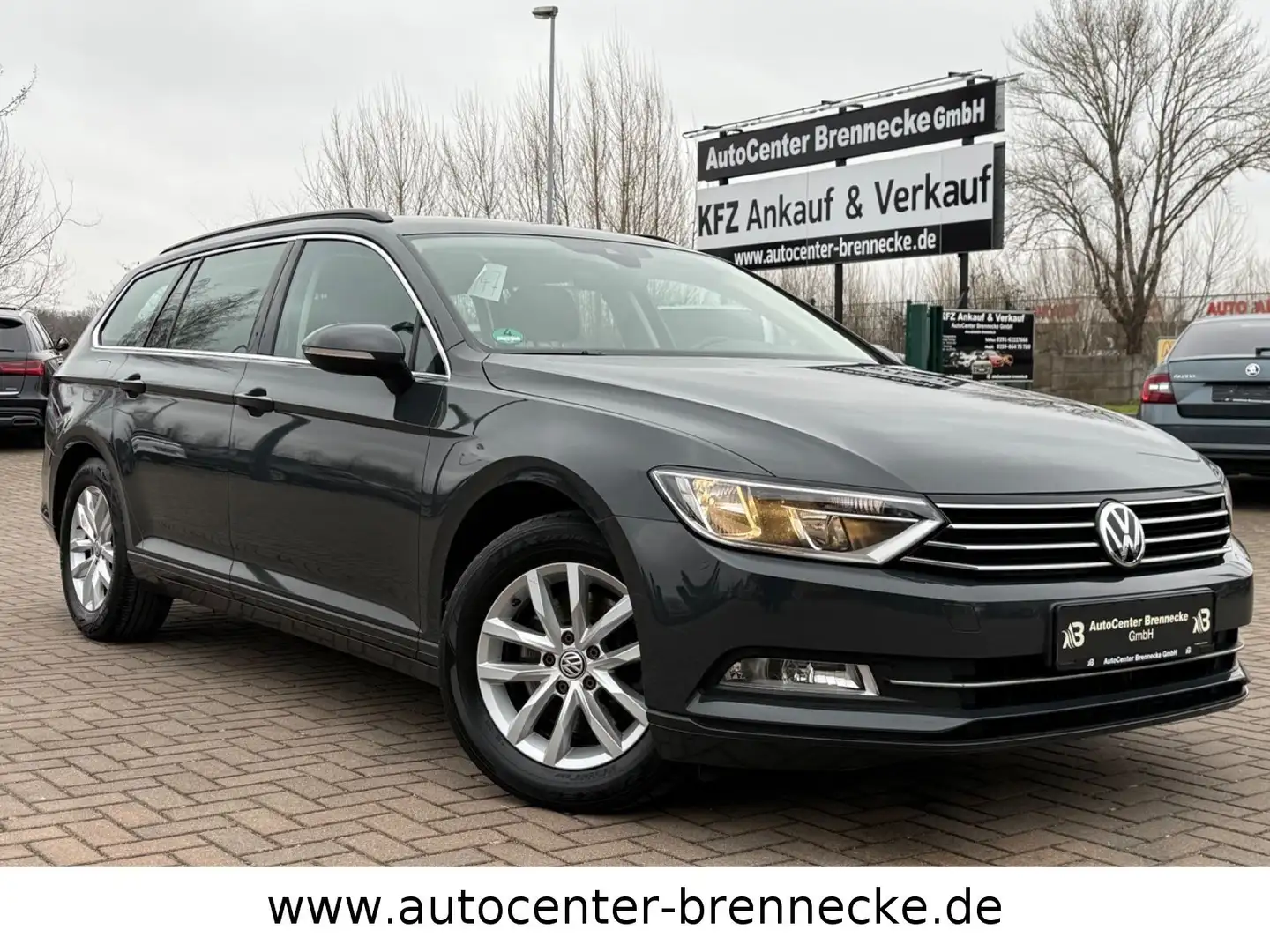 Volkswagen Passat Variant Comfortline*Kamera*8-fach bereift Grau - 1