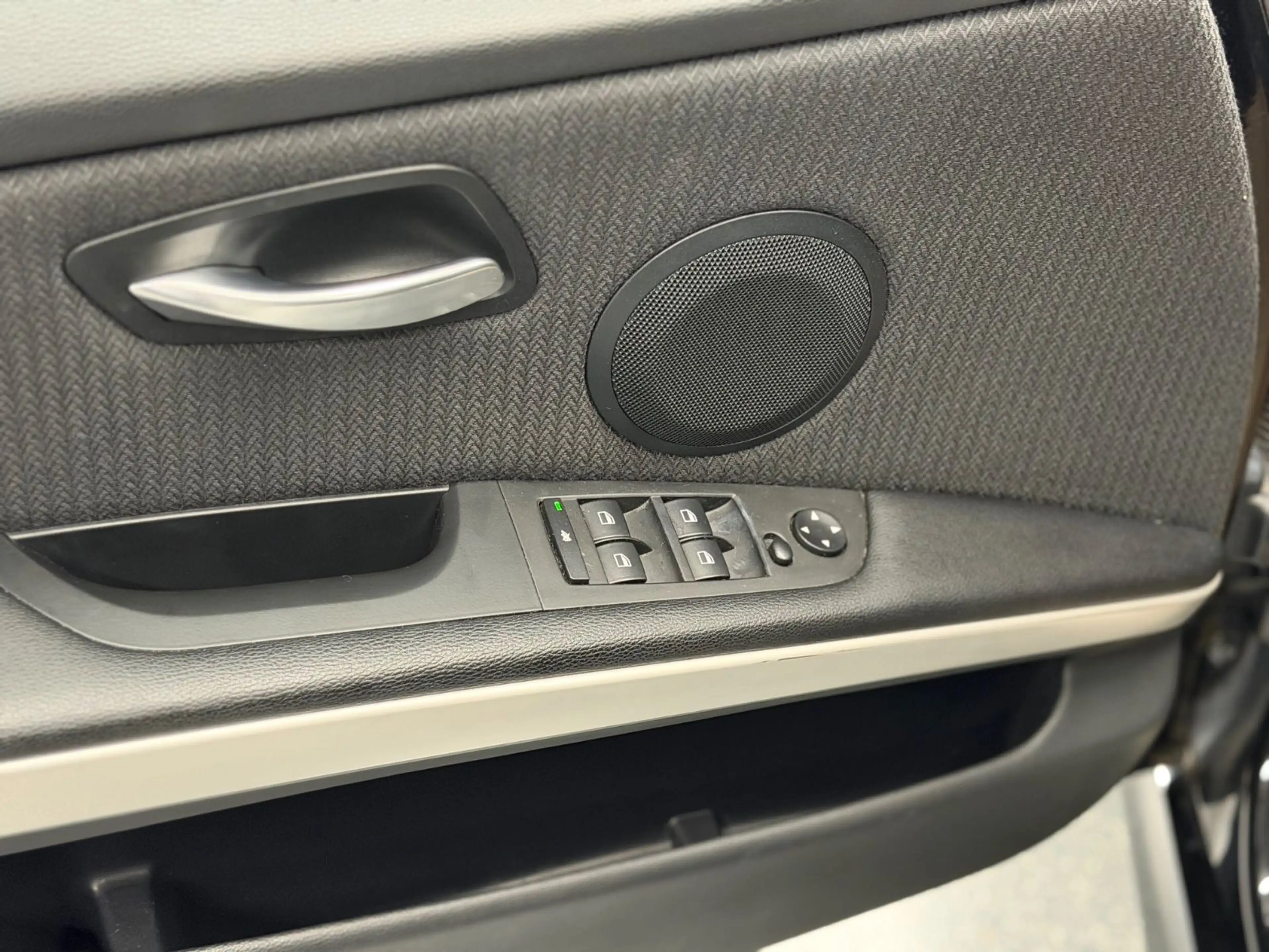 BMW 325 i E91 Touring Autom. Keyless Xenon — photo 12