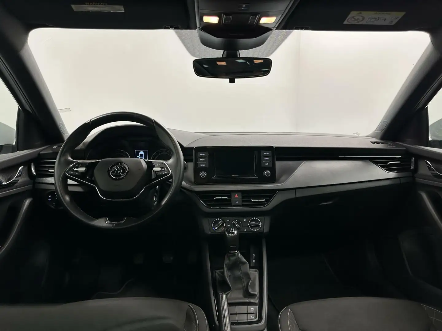Skoda Scala 1.0 TSI Business Edition CARPLAY PANORAMA DAK Weiß - 2