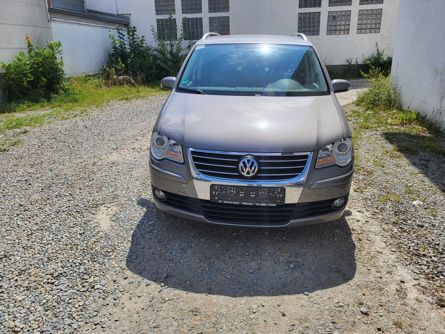 Volkswagen Touran Highline - 1